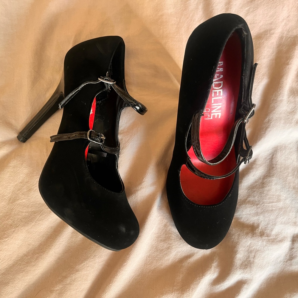 ✨Classic Suede Black Heels with Straps
